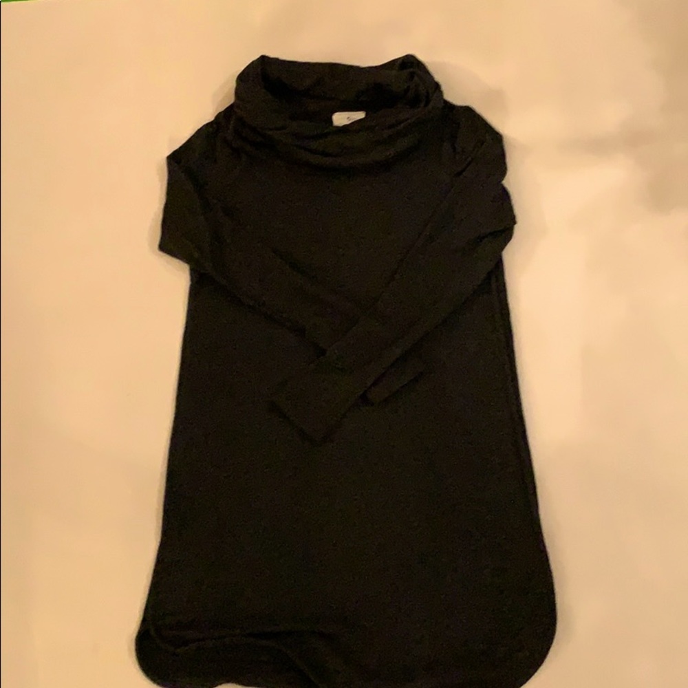 Cowl neck dress-Lou and grey